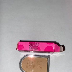 NIB Bamboo Signature eye color